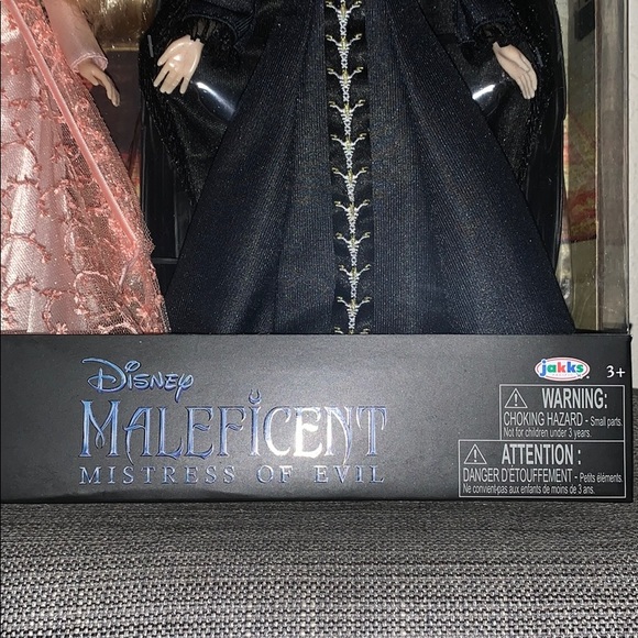 Disney Maleficent and Aurora set doll - Picture 7 of 7